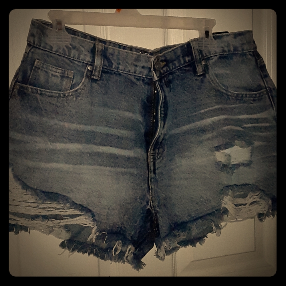 High Rise Rawstonewashed  Denim Shorts